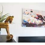 Olive Tree Apartment *